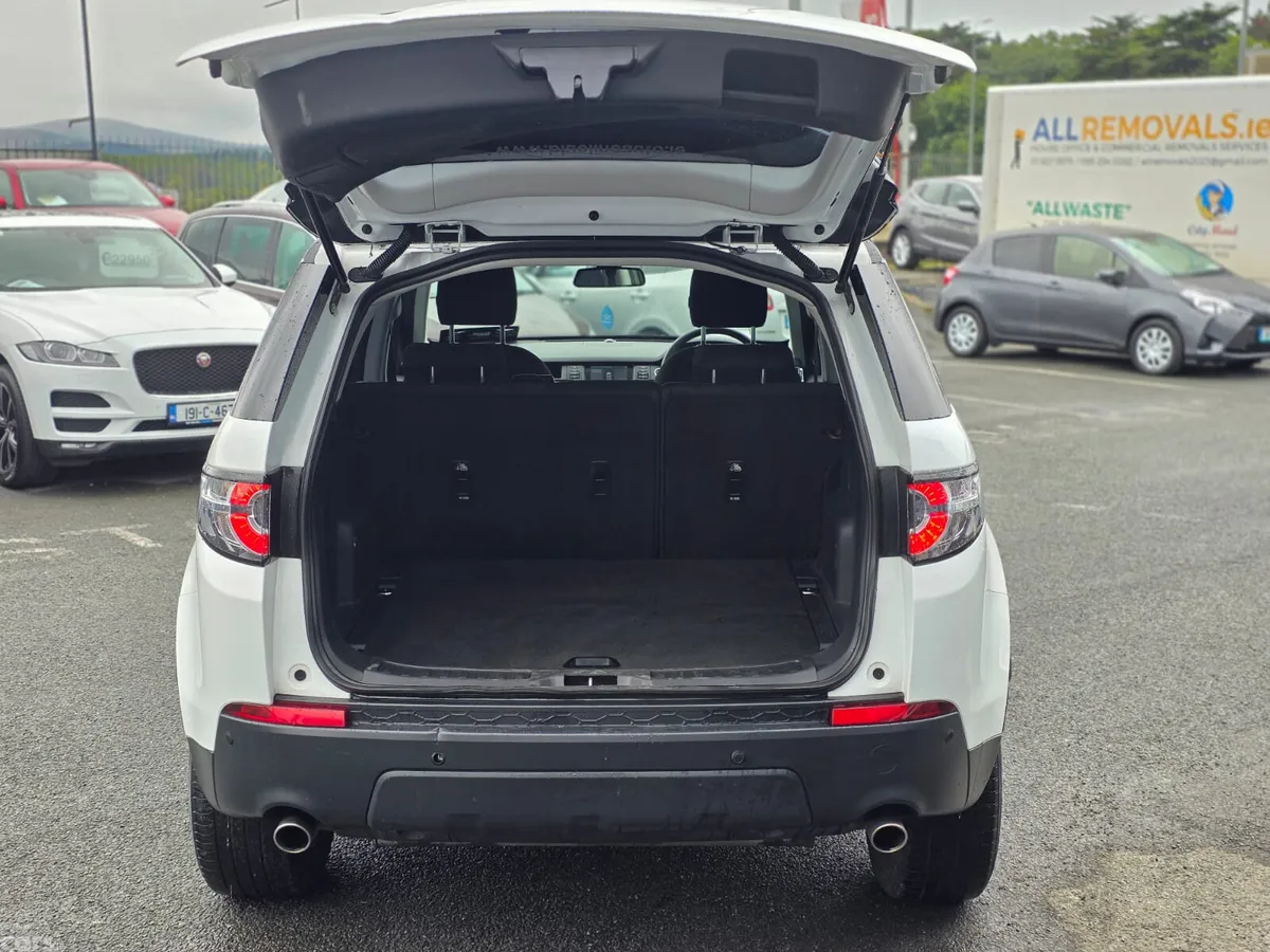 Land Rover Discovery Sport SUV, Diesel, 2015, White
