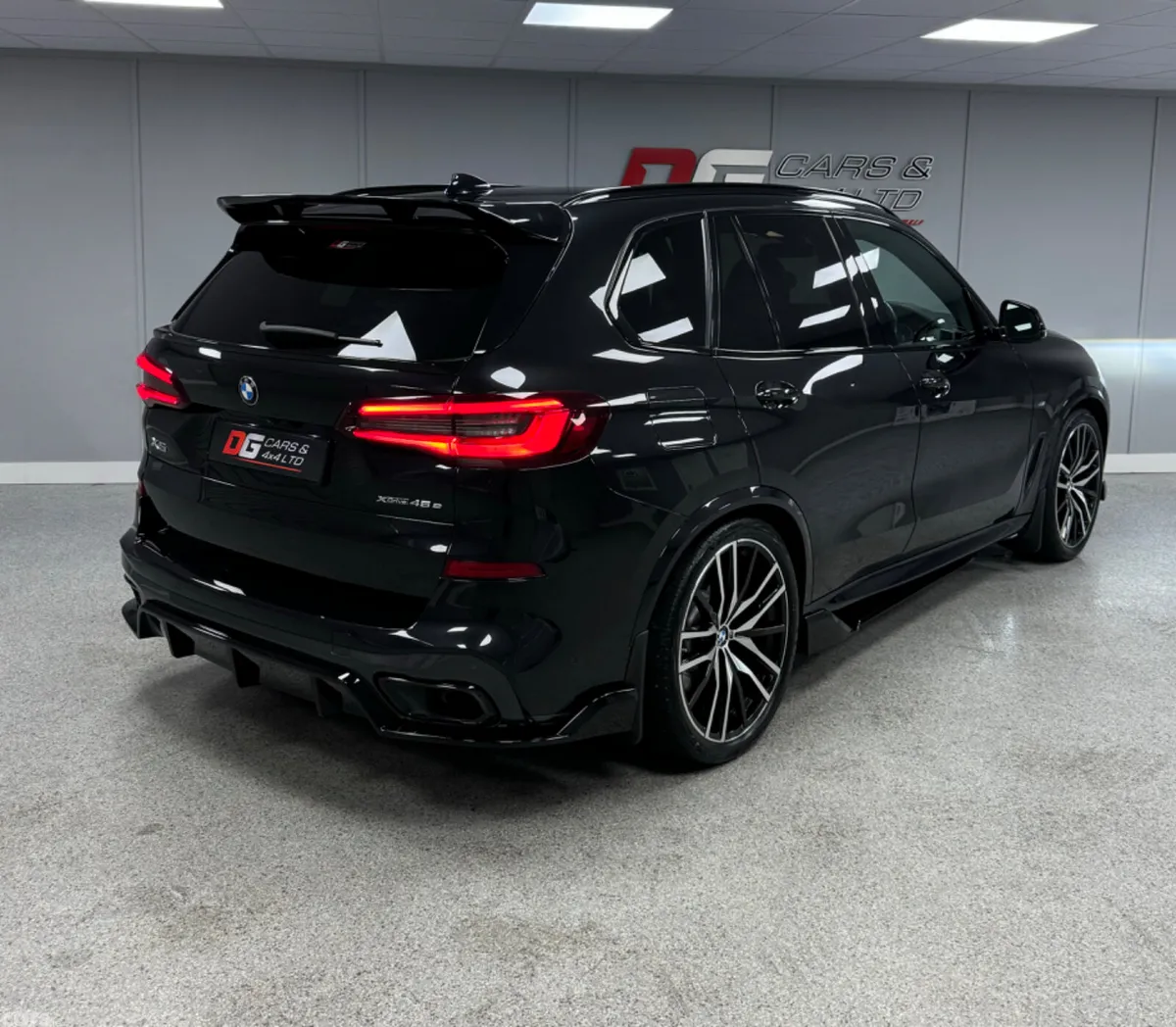BMW X5 SUV, Petrol Hybrid, 2021, Black