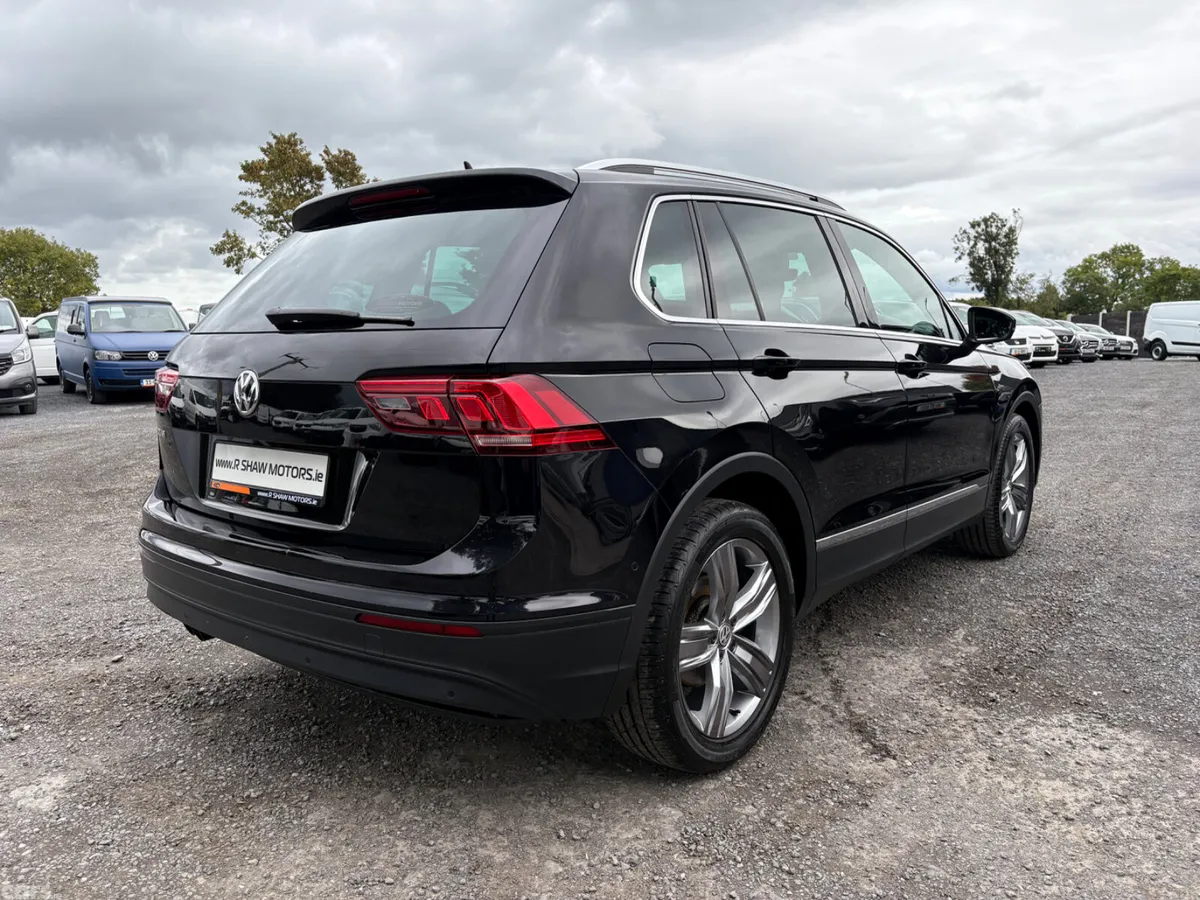 Volkswagen Tiguan SUV, Petrol, 2019, Black