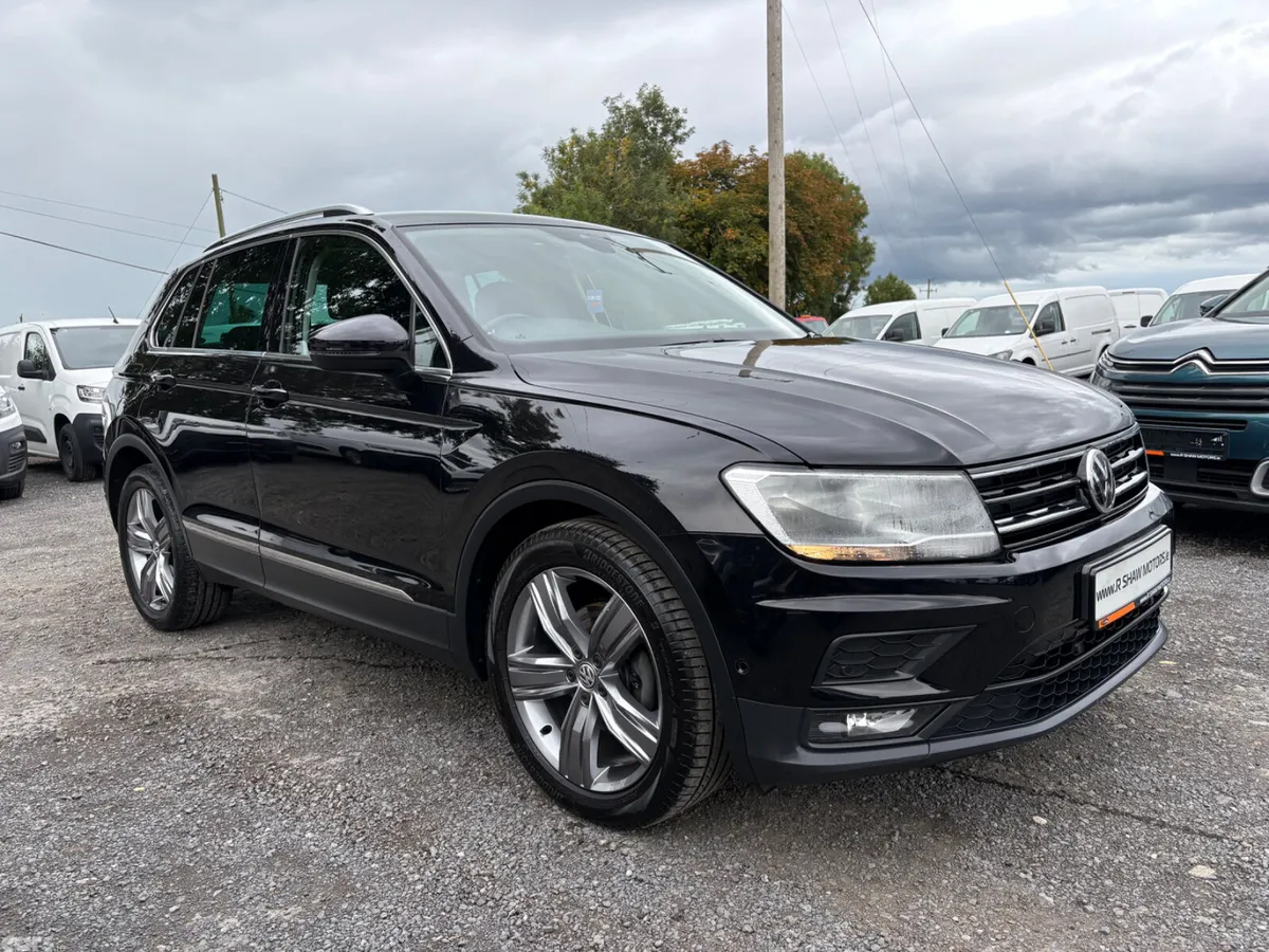 Volkswagen Tiguan SUV, Petrol, 2019, Black