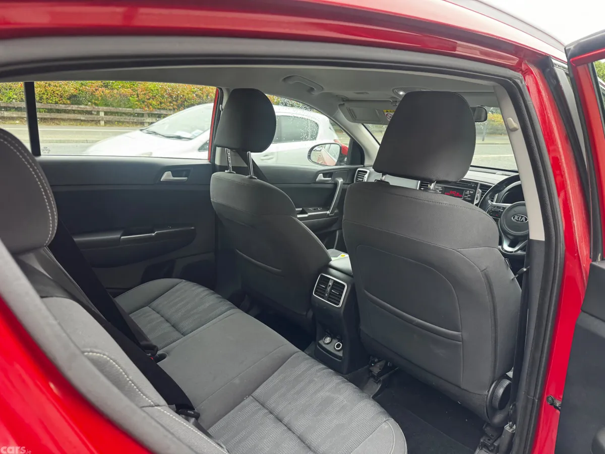 Kia Sportage SUV, Diesel, 2017, Red