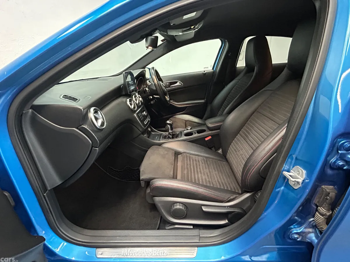Mercedes-Benz A-Class Hatchback, Diesel, 2017, Blue