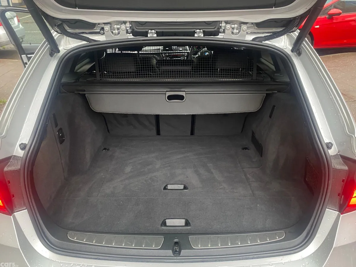 BMW 3-Series Estate, Diesel, 2017, Grey