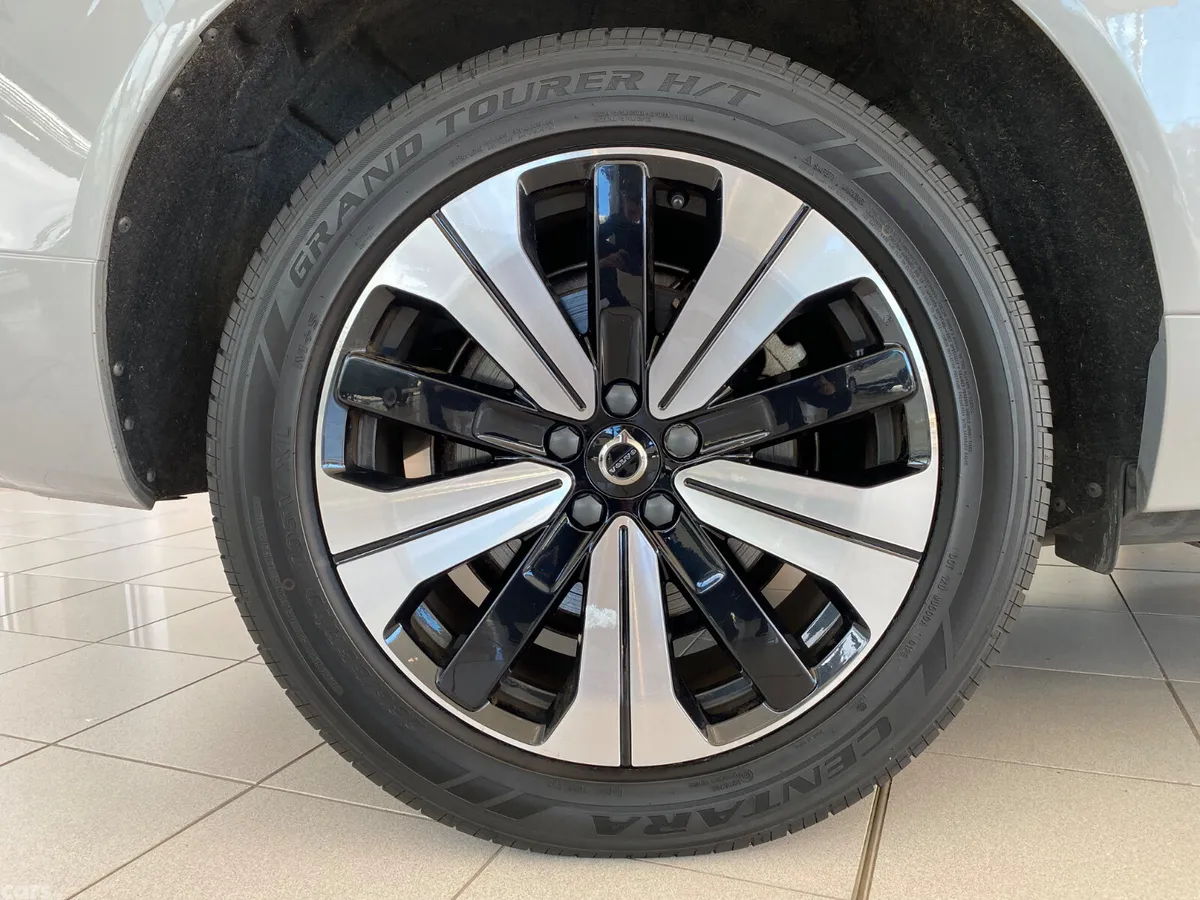 Volvo XC60 SUV, Petrol Plug-in Hybrid, 2023, Grey