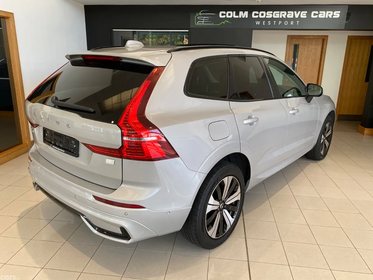Volvo XC60 SUV, Petrol Plug-in Hybrid, 2023, Grey