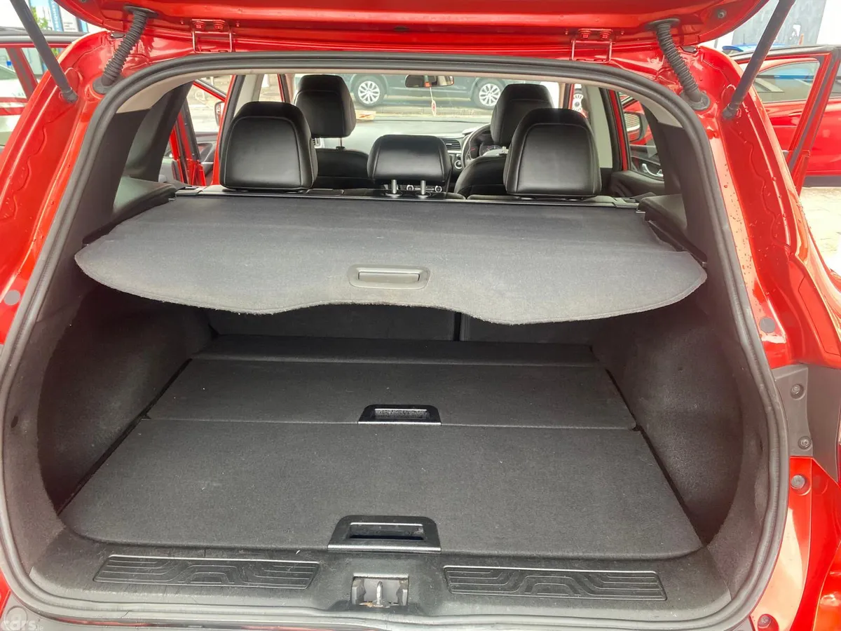 Renault Kadjar SUV, Diesel, 2016, Red