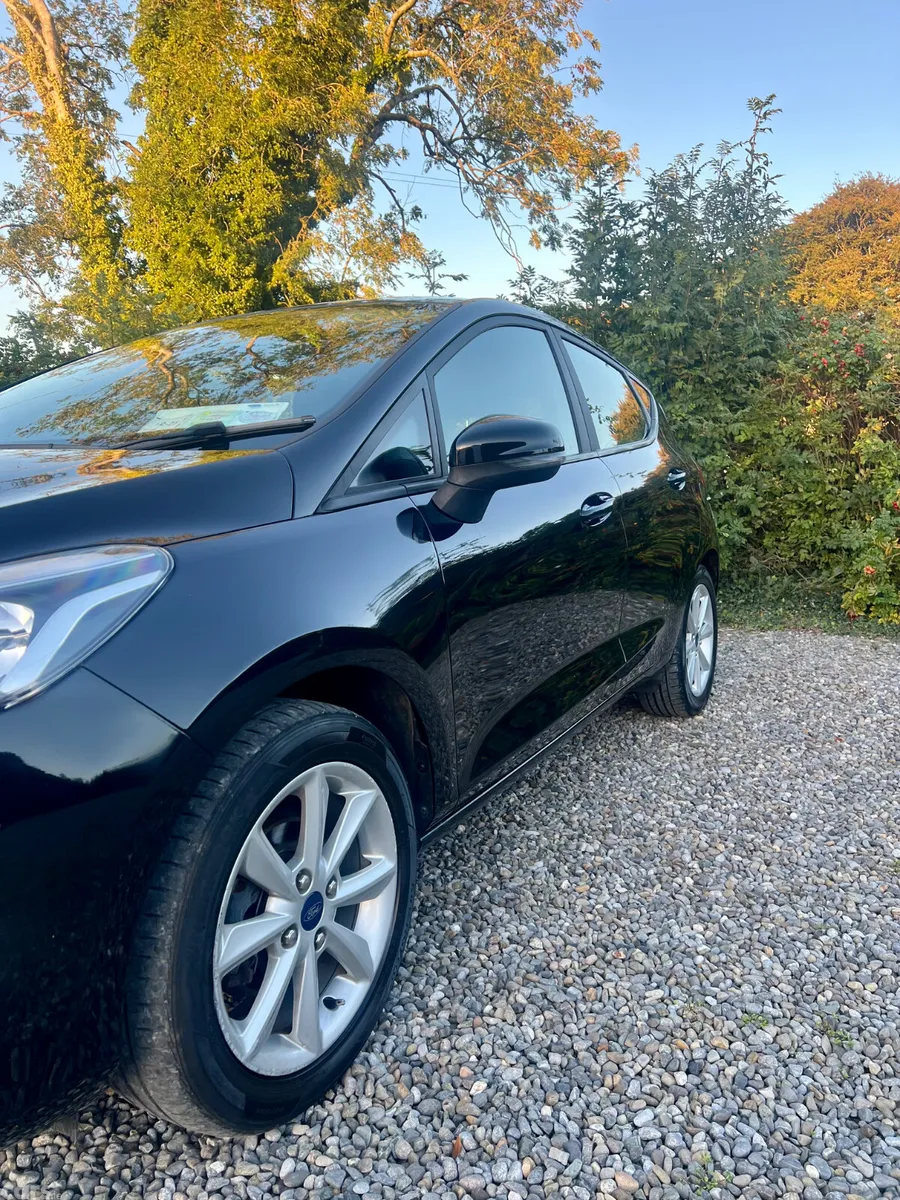Ford Fiesta Hatchback, Petrol, 2019, Black