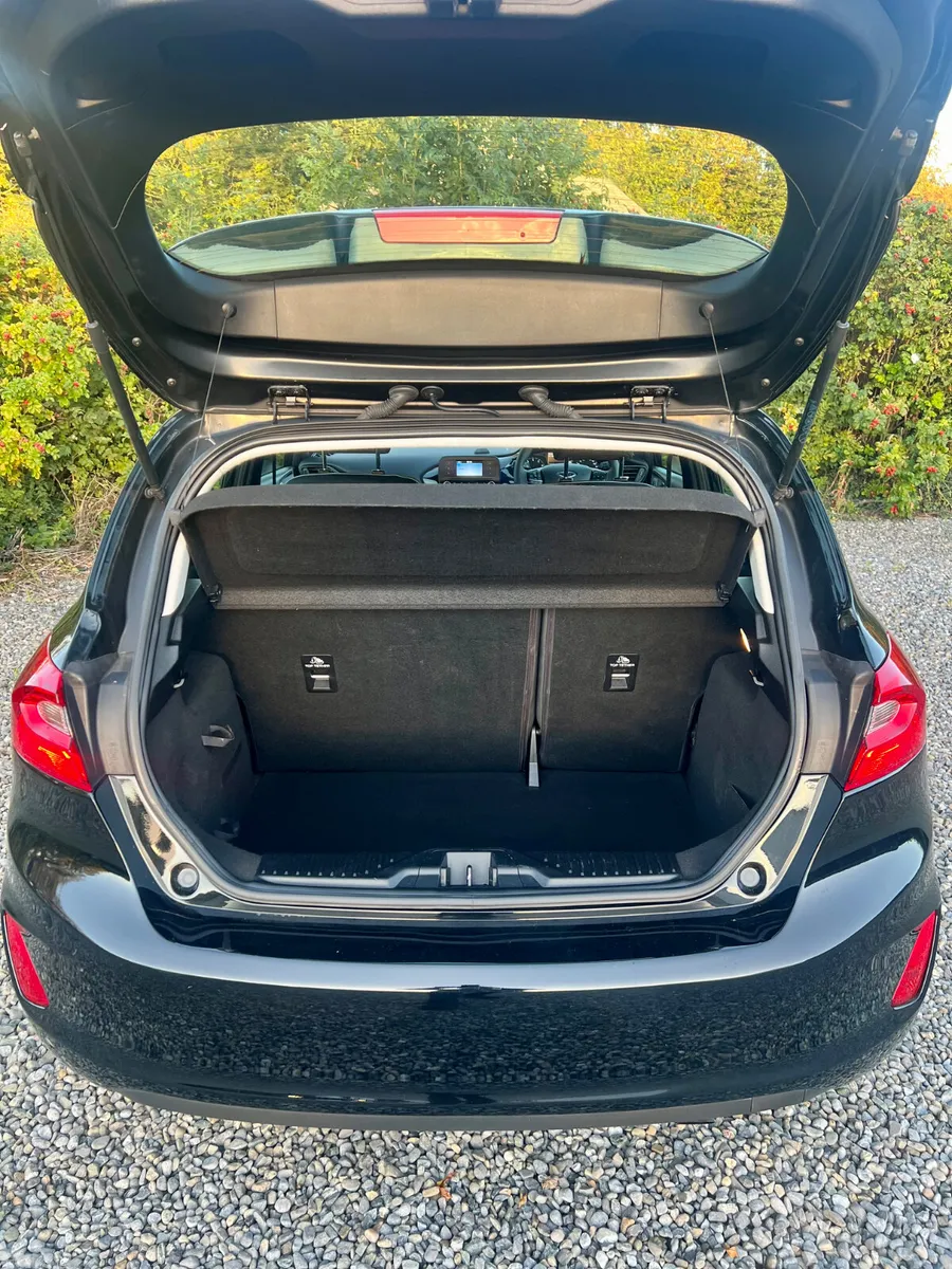 Ford Fiesta Hatchback, Petrol, 2019, Black