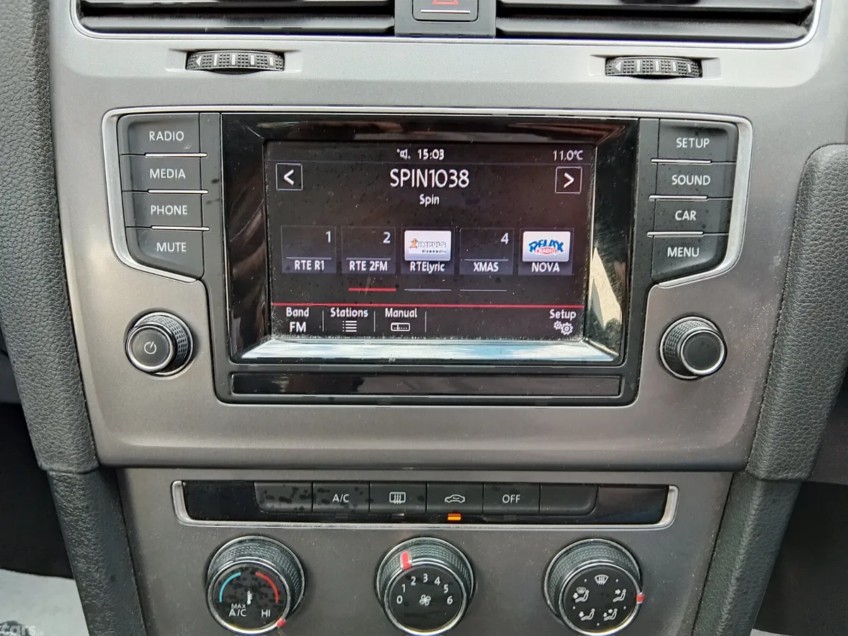 Volkswagen Golf Estate, Diesel, 2015, Silver