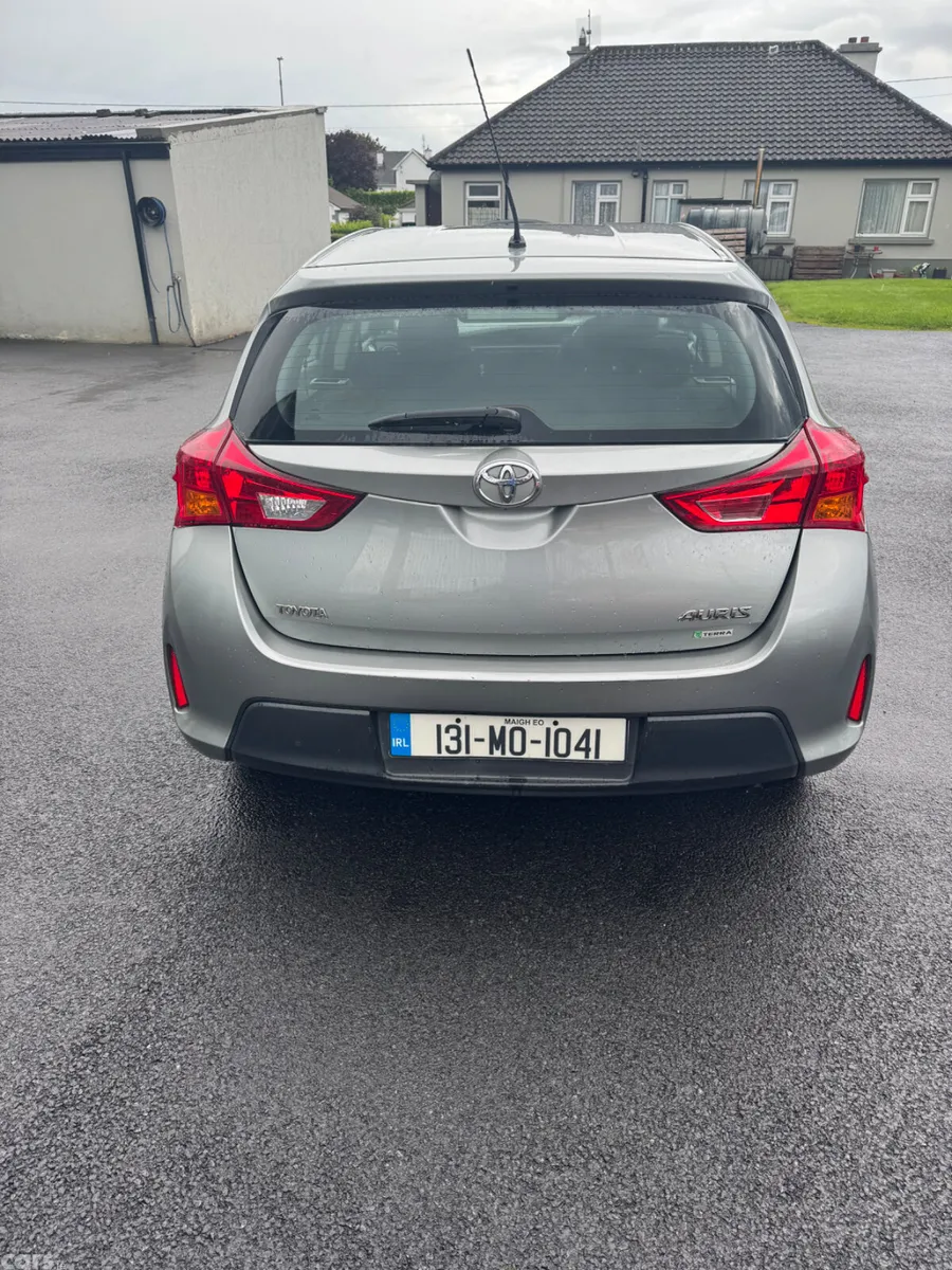 Toyota Auris Hatchback, Diesel, 2013, Grey