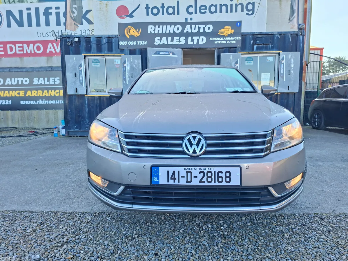 Volkswagen Passat Saloon, Diesel, 2014, Brown