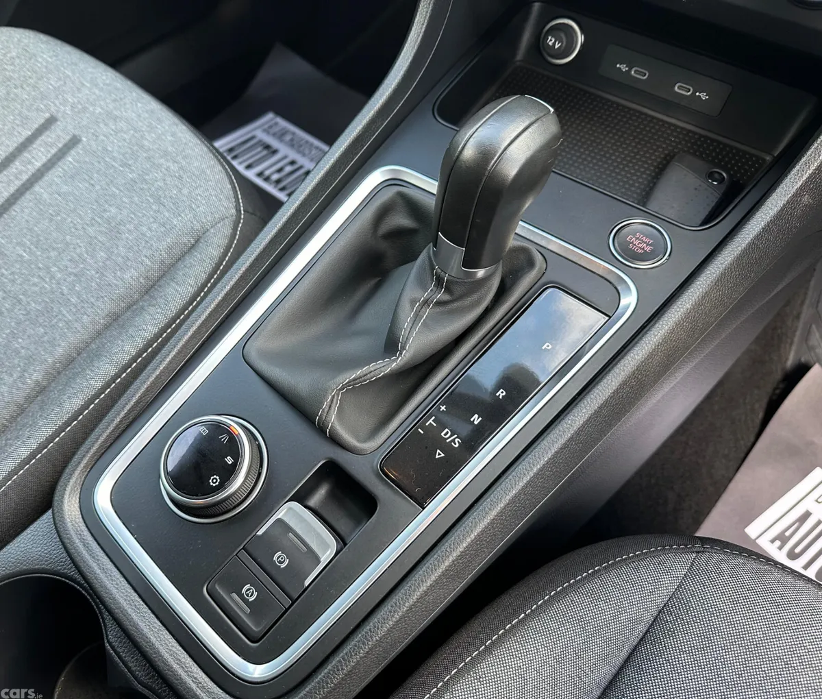 SEAT Ateca SUV, Petrol, 2023, Grey