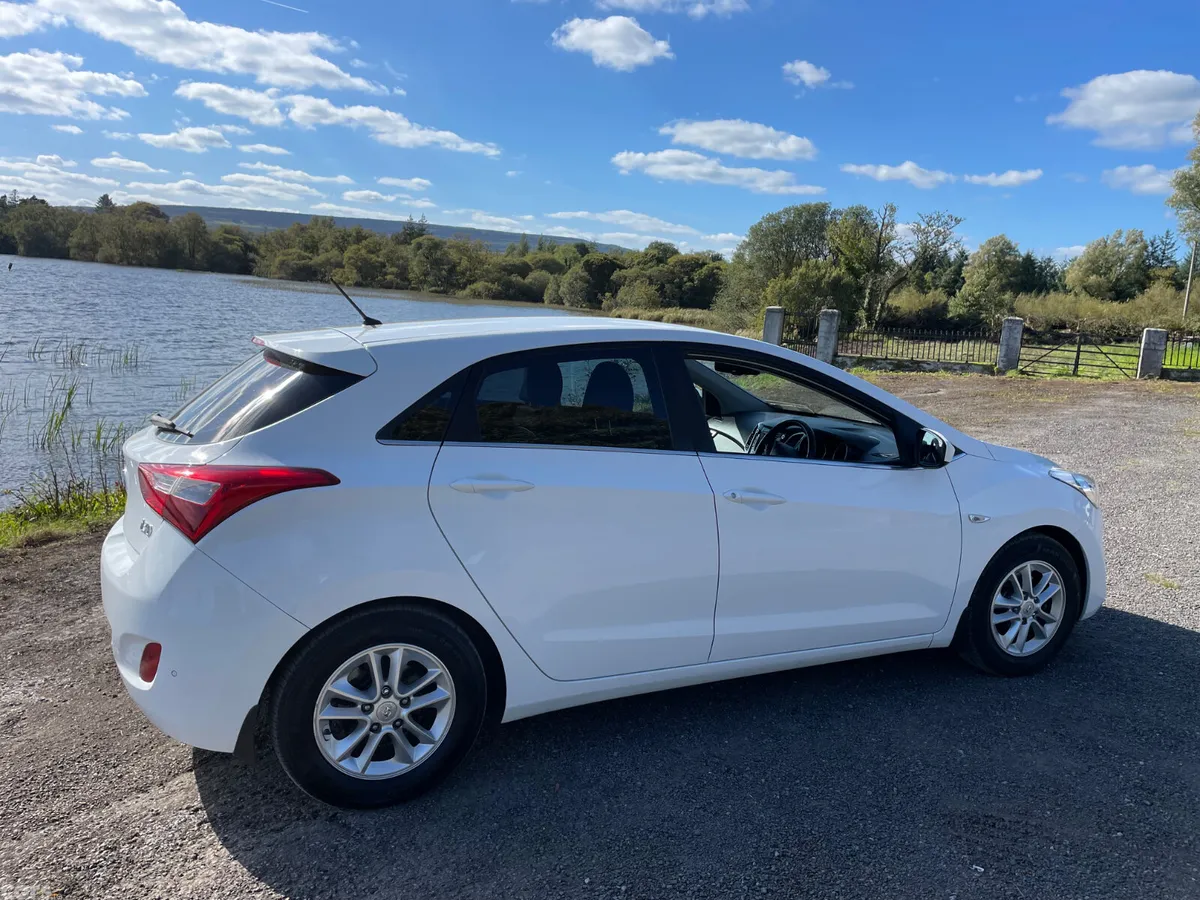 Hyundai i30 Hatchback, Diesel, 2015, White