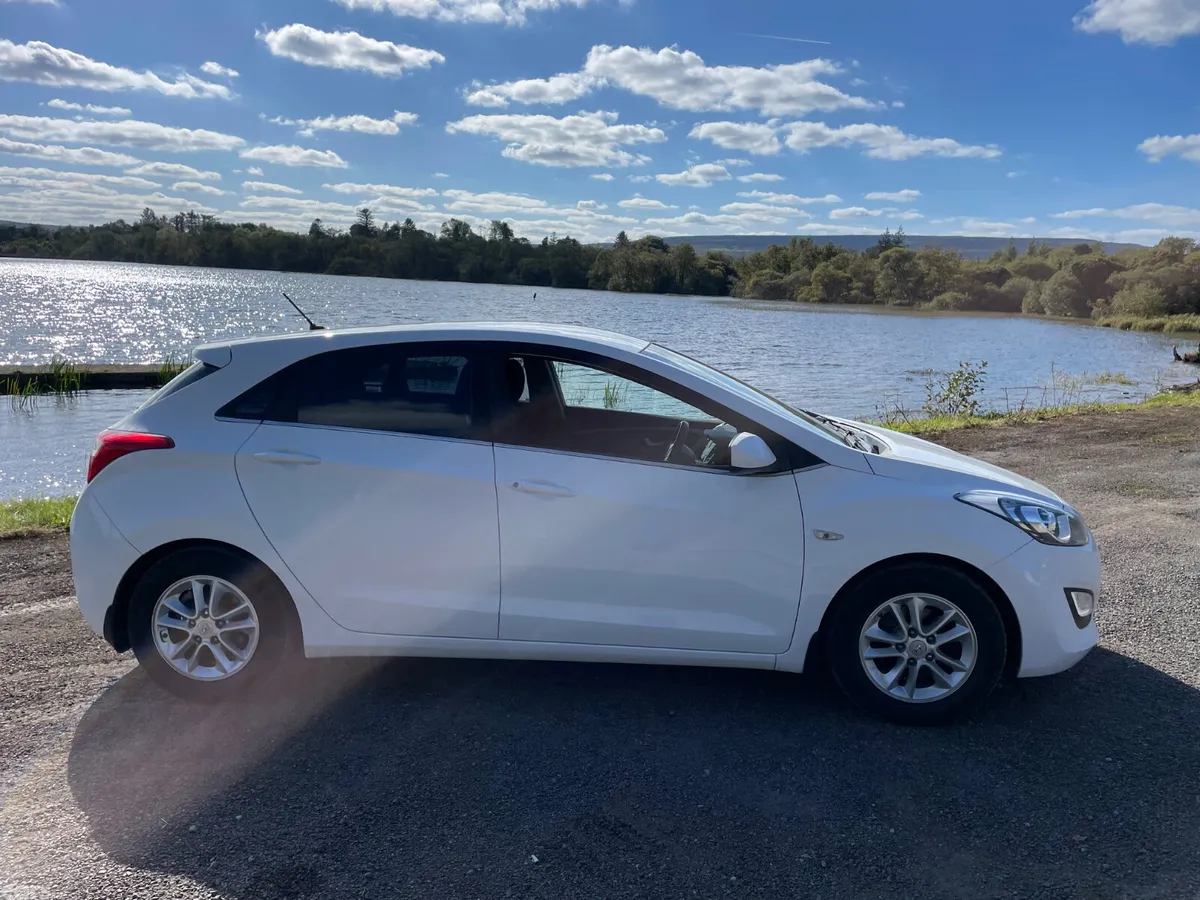 Hyundai i30 Hatchback, Diesel, 2015, White