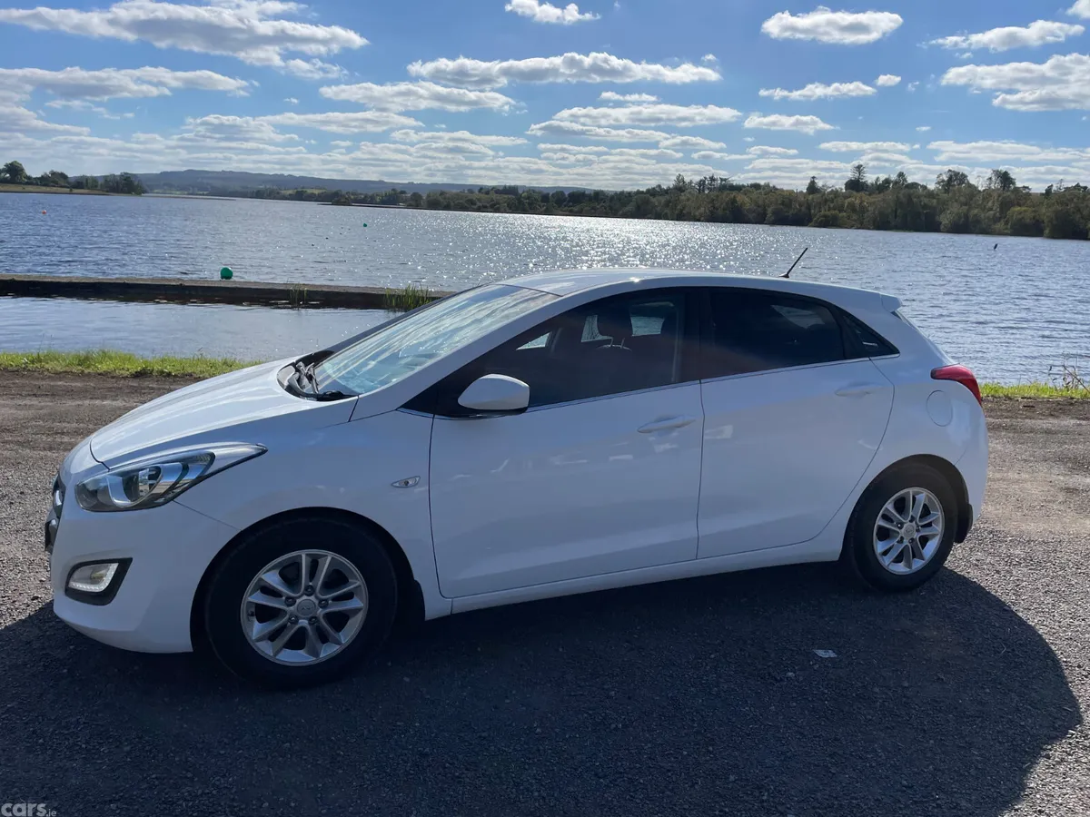 Hyundai i30 Hatchback, Diesel, 2015, White