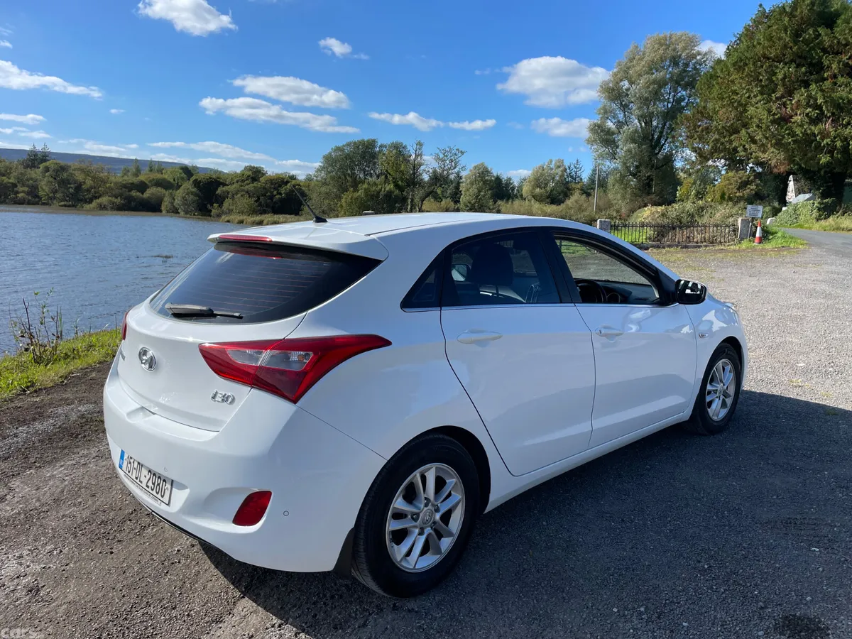 Hyundai i30 Hatchback, Diesel, 2015, White