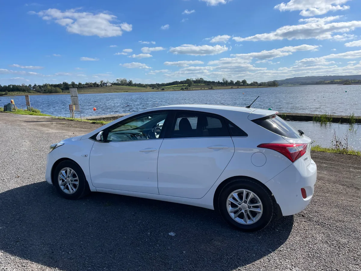 Hyundai i30 Hatchback, Diesel, 2015, White