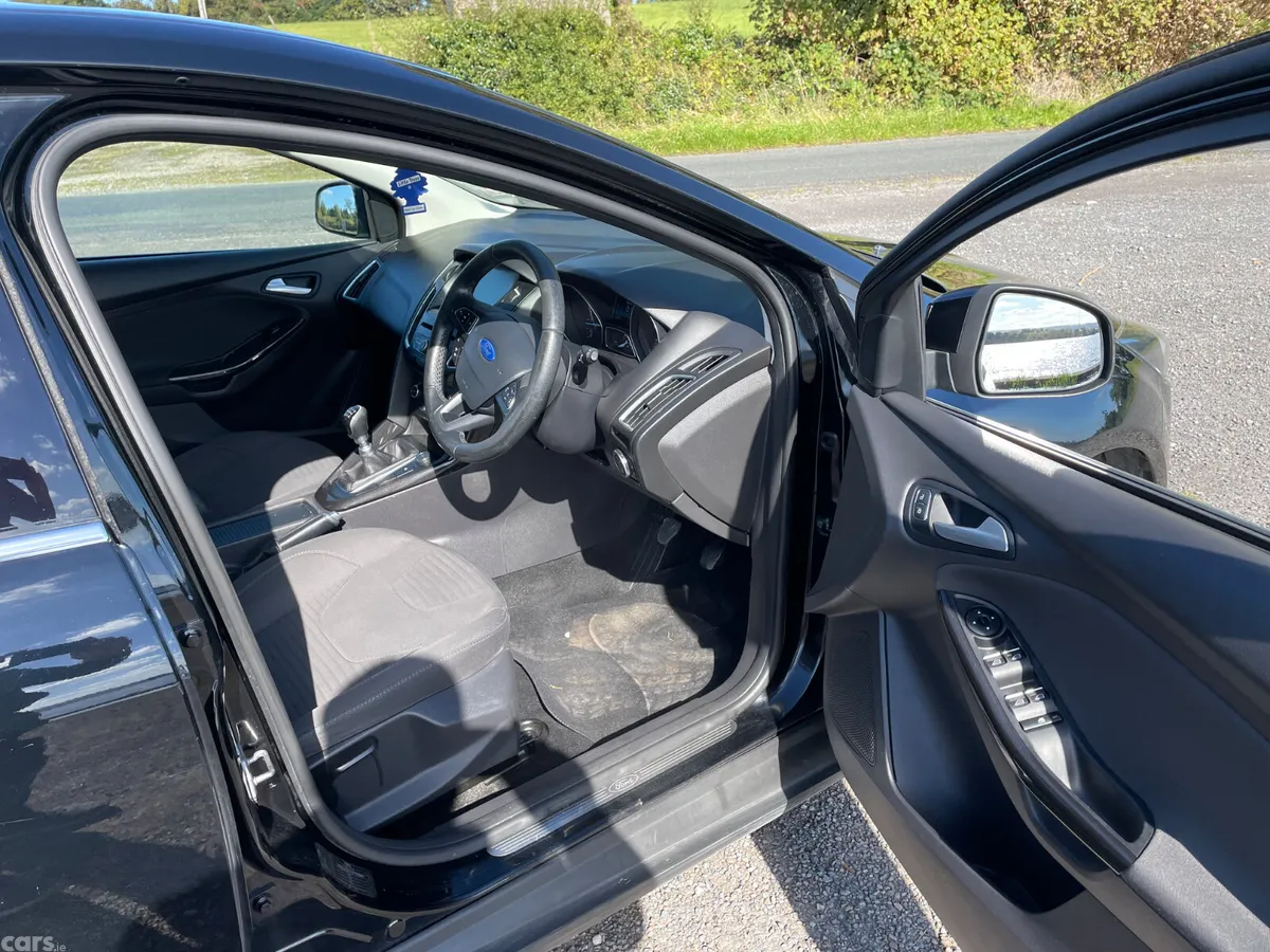 Ford Focus Hatchback, Diesel, 2016, Black