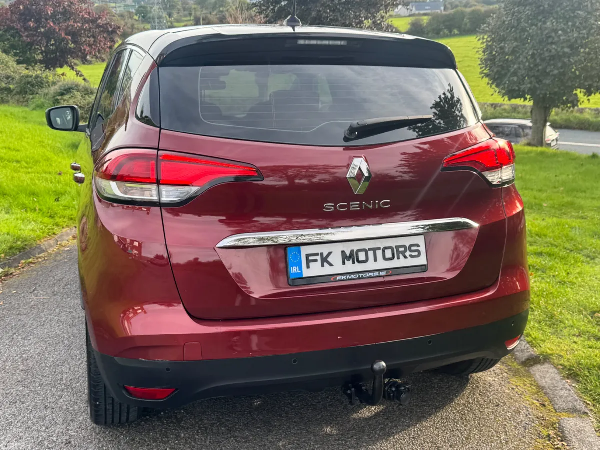 Renault Scenic MPV, Diesel, 2018, Red