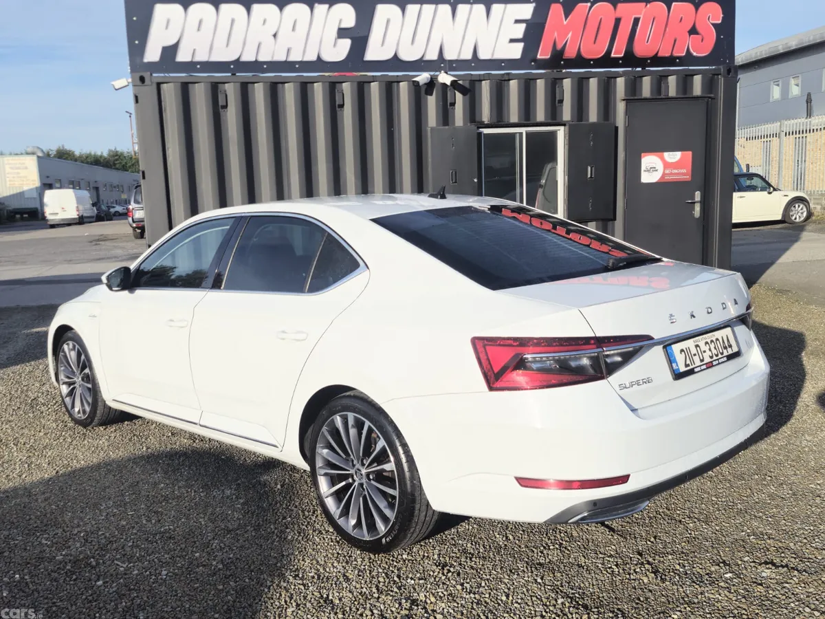 Skoda Superb Saloon, Diesel, 2021, White