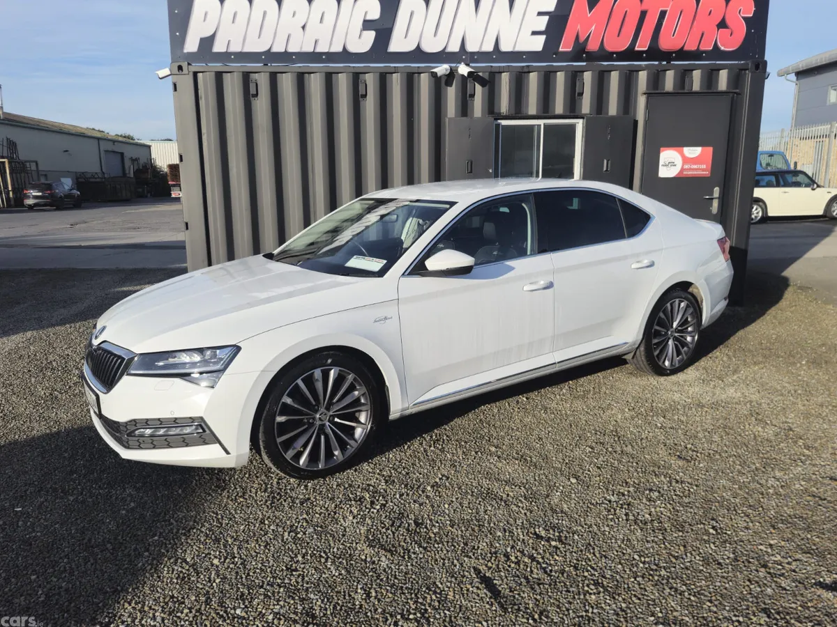 Skoda Superb Saloon, Diesel, 2021, White