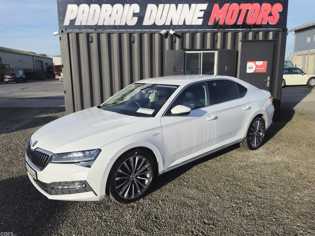 Skoda Superb Saloon, Diesel, 2021, White