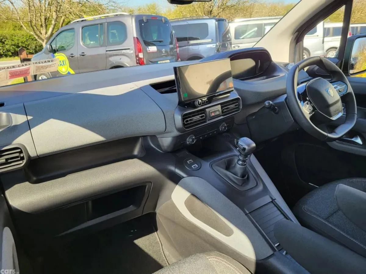 Peugeot Rifter MPV, Diesel, 2026, Blue