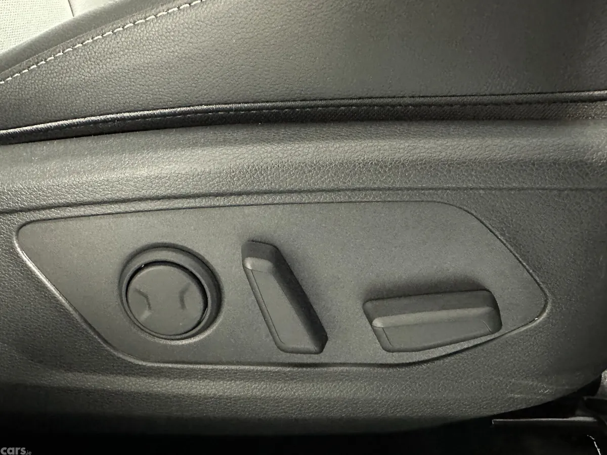 Kia Sportage SUV, Diesel Hybrid, 2026, Red