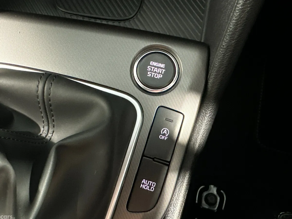 Kia Sportage SUV, Diesel Hybrid, 2026, Red