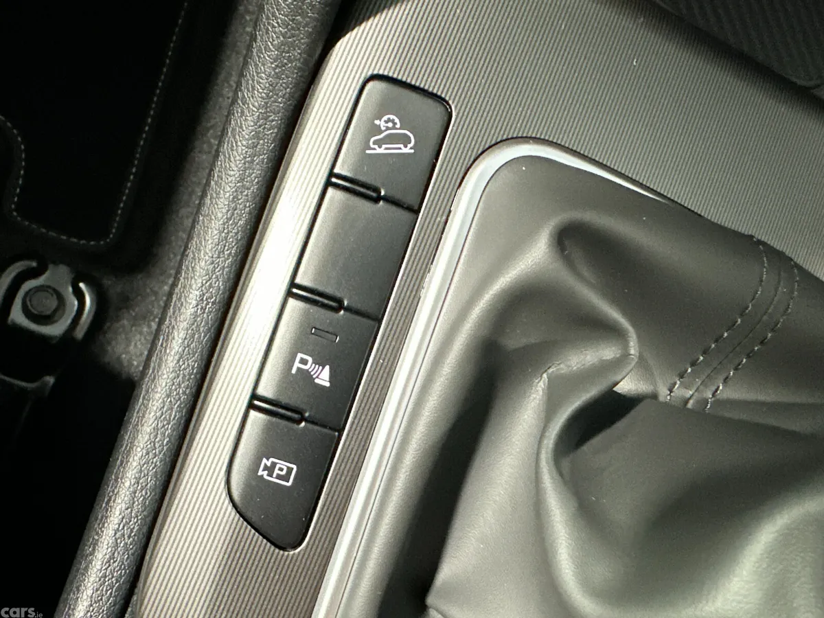 Kia Sportage SUV, Diesel Hybrid, 2026, Red
