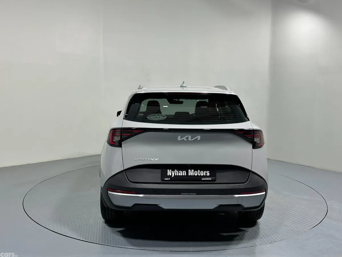 Kia Sportage SUV, Diesel Hybrid, 2026, Grey