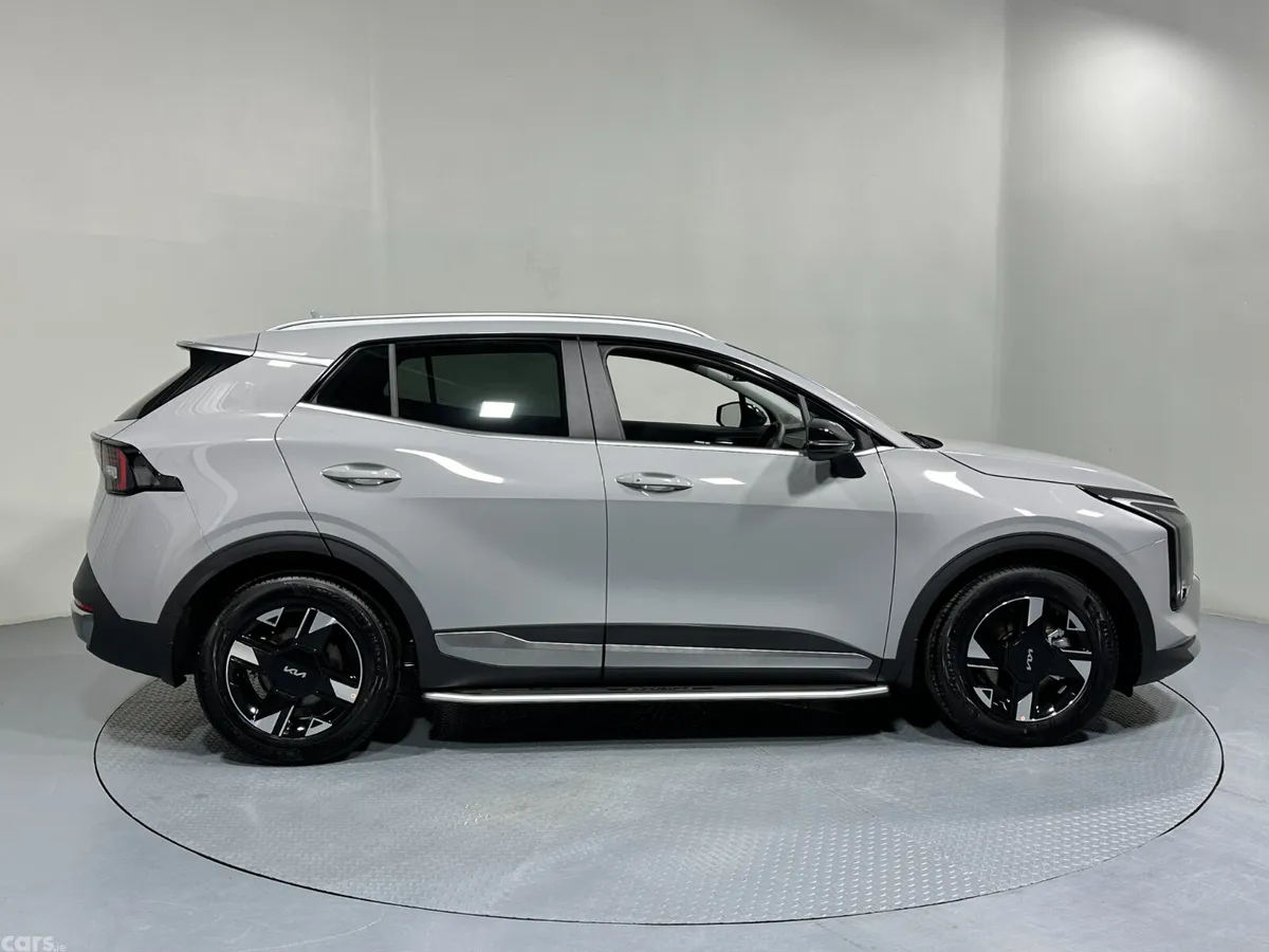 Kia Sportage SUV, Diesel Hybrid, 2026, Grey