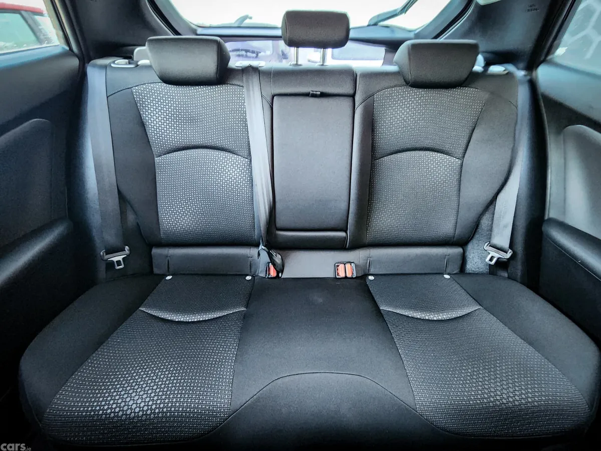 Toyota Prius Hatchback, Petrol, 2020, Silver