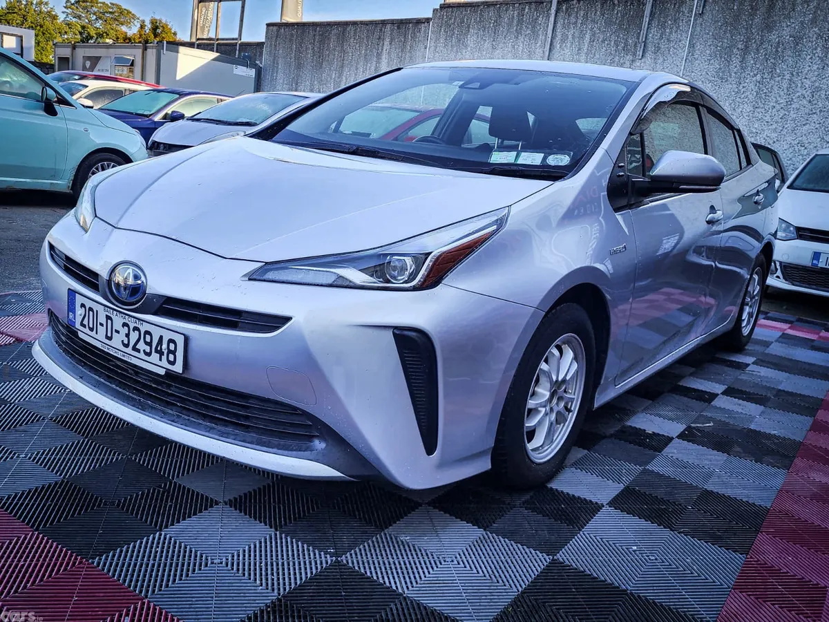 Toyota Prius Hatchback, Petrol, 2020, Silver