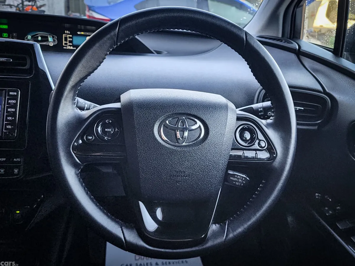 Toyota Prius Hatchback, Petrol, 2020, Silver