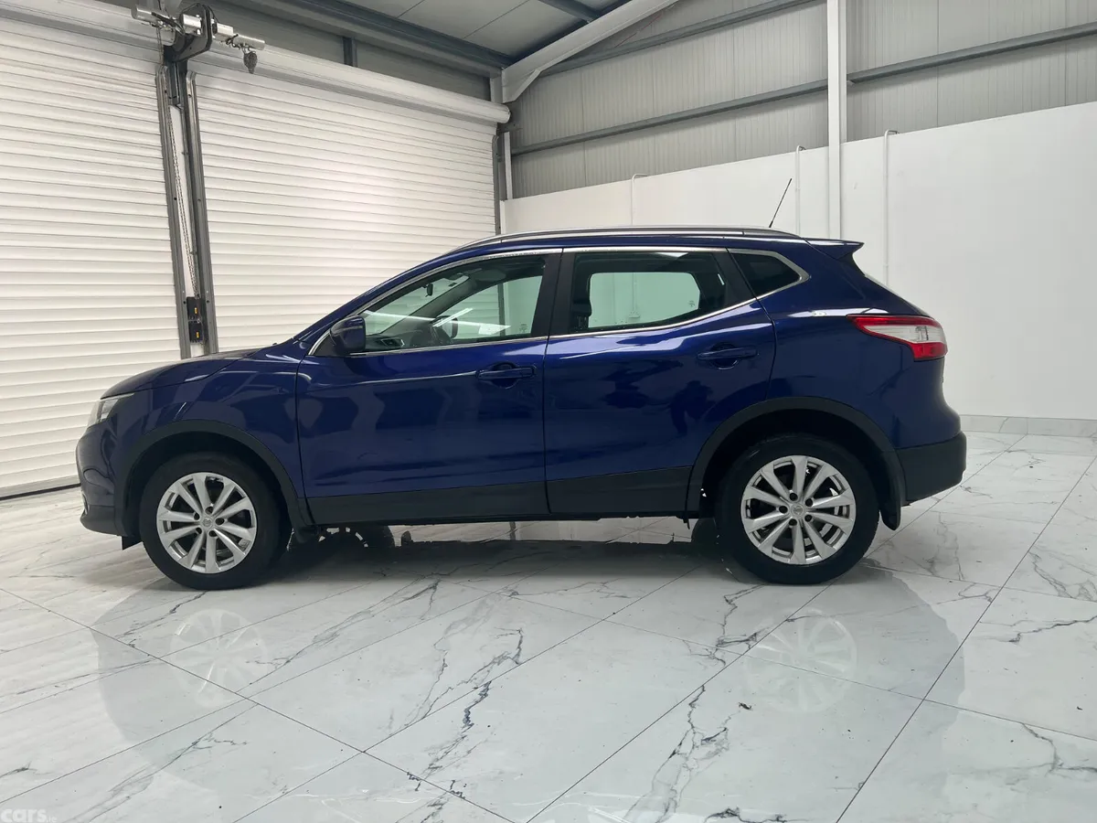 Nissan Qashqai SUV, Diesel, 2017, Blue