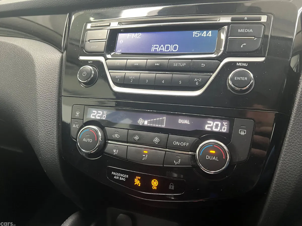 Nissan Qashqai SUV, Diesel, 2017, Blue