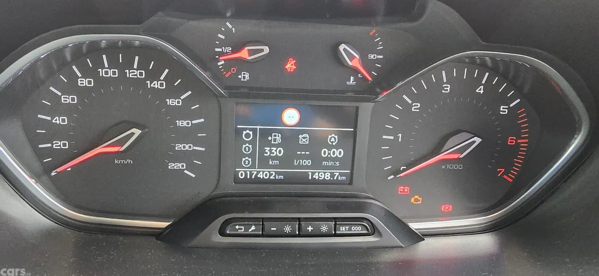 Peugeot Rifter MPV, Diesel, 2021, Brown
