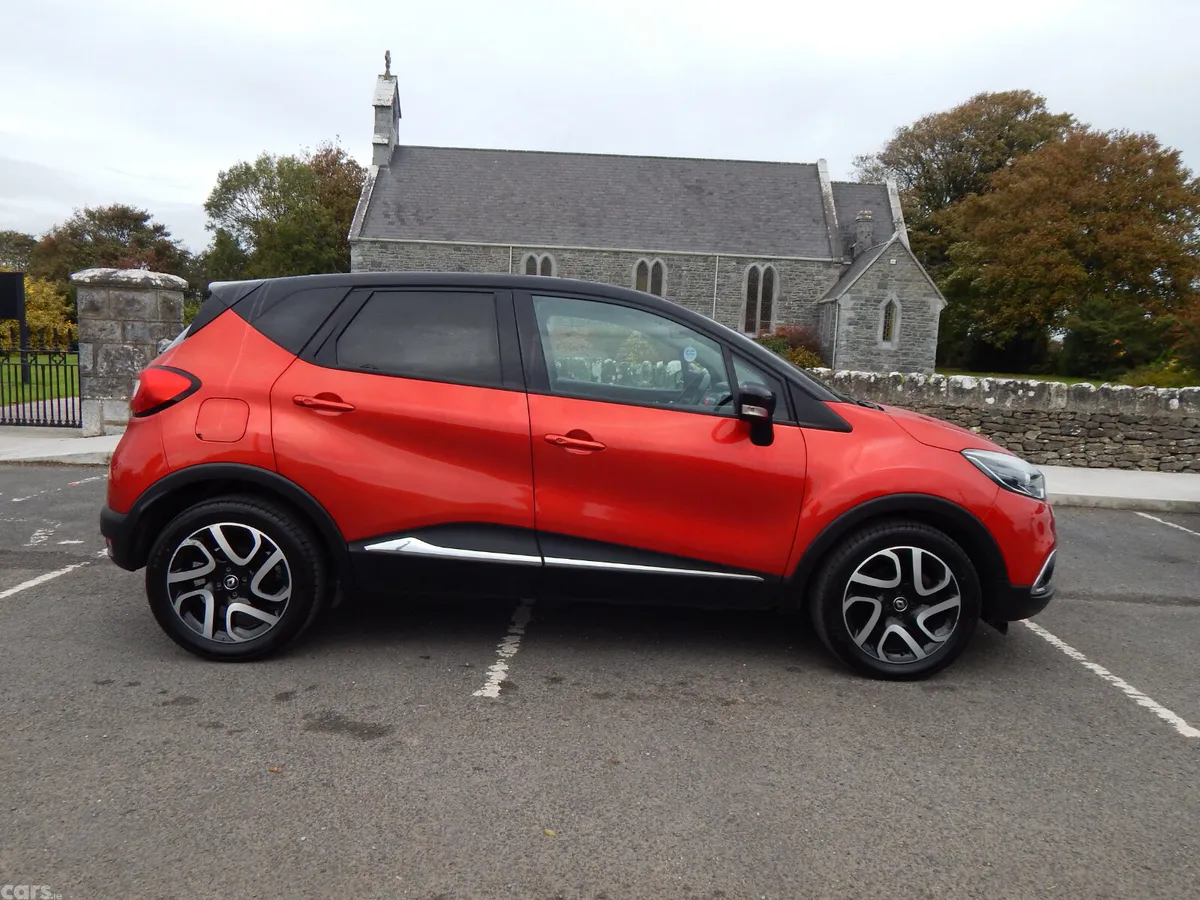 Renault Captur Hatchback, Diesel, 2017, Red