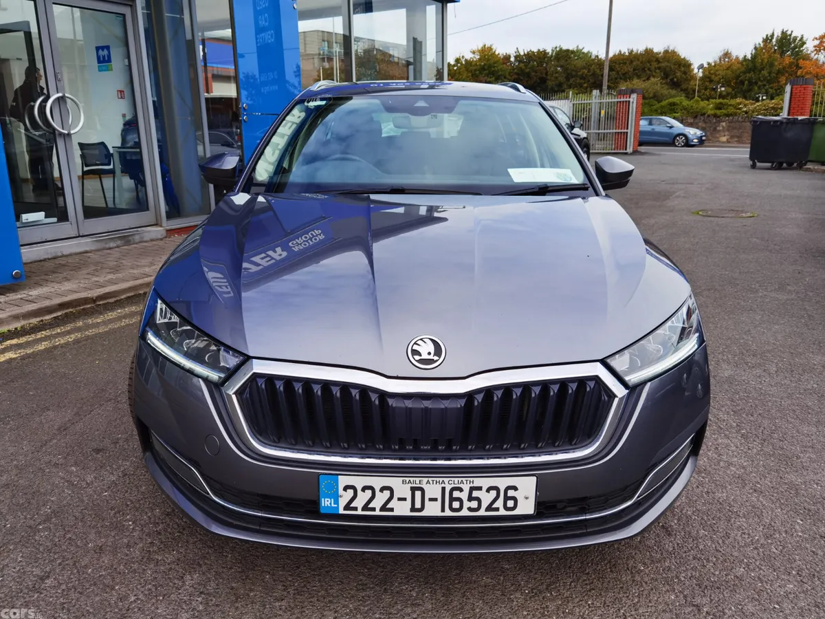 Skoda Octavia Estate, Diesel, 2022, Grey