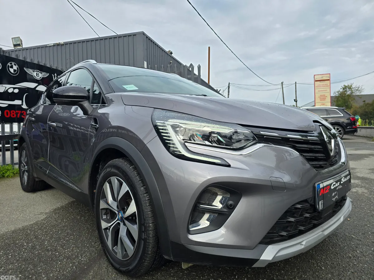 Renault Captur Hatchback, Petrol Plug-in Hybrid, 2021, Grey