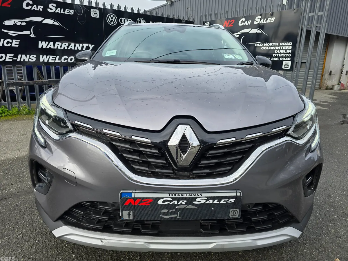 Renault Captur Hatchback, Petrol Plug-in Hybrid, 2021, Grey