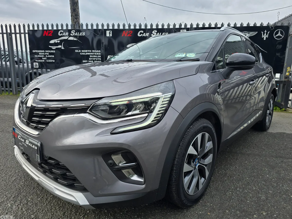 Renault Captur Hatchback, Petrol Plug-in Hybrid, 2021, Grey