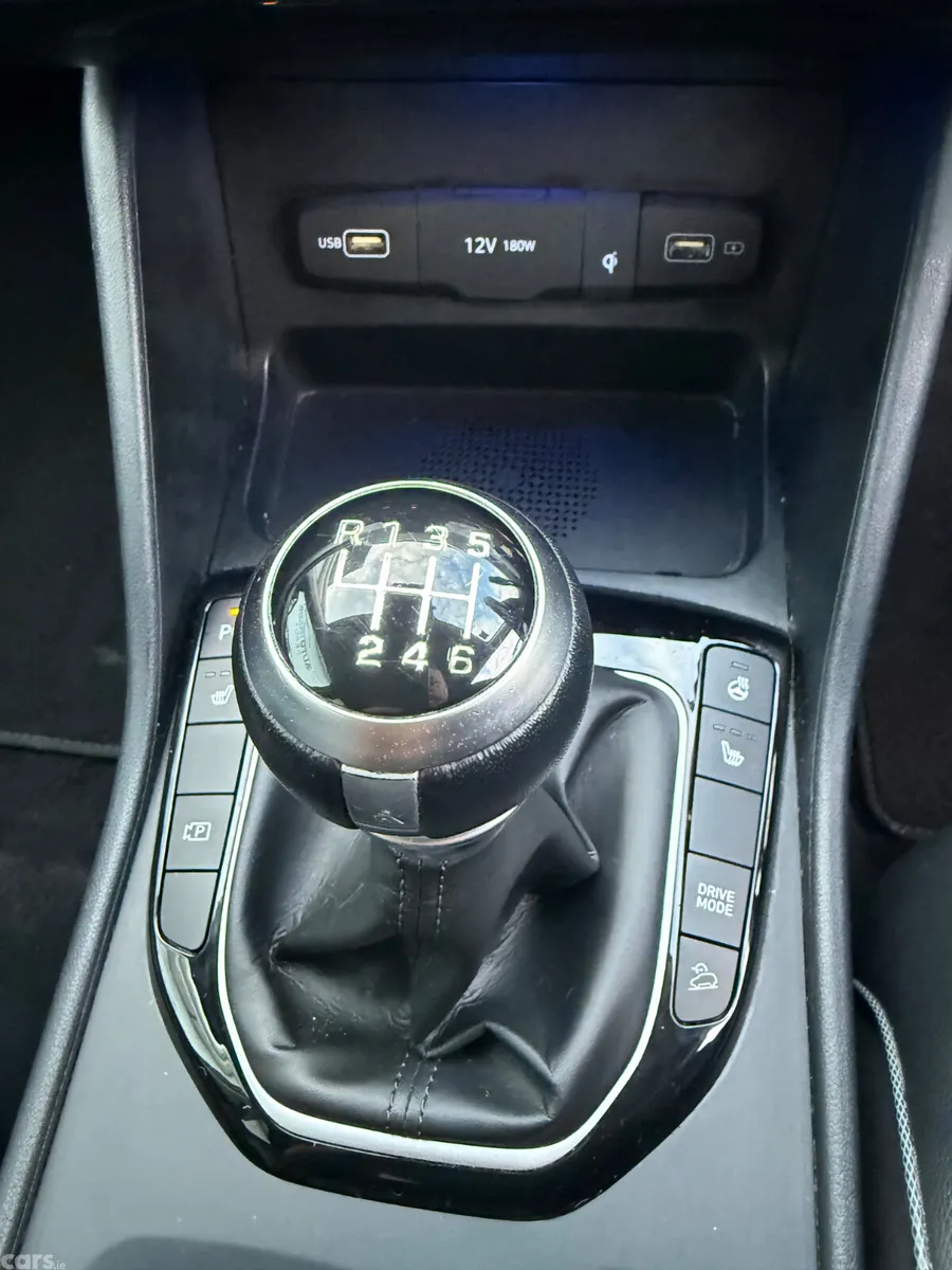 Hyundai Tucson SUV, Diesel, 2022, White