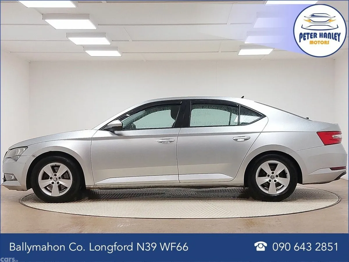 Skoda Superb Hatchback, Diesel, 2017, Silver