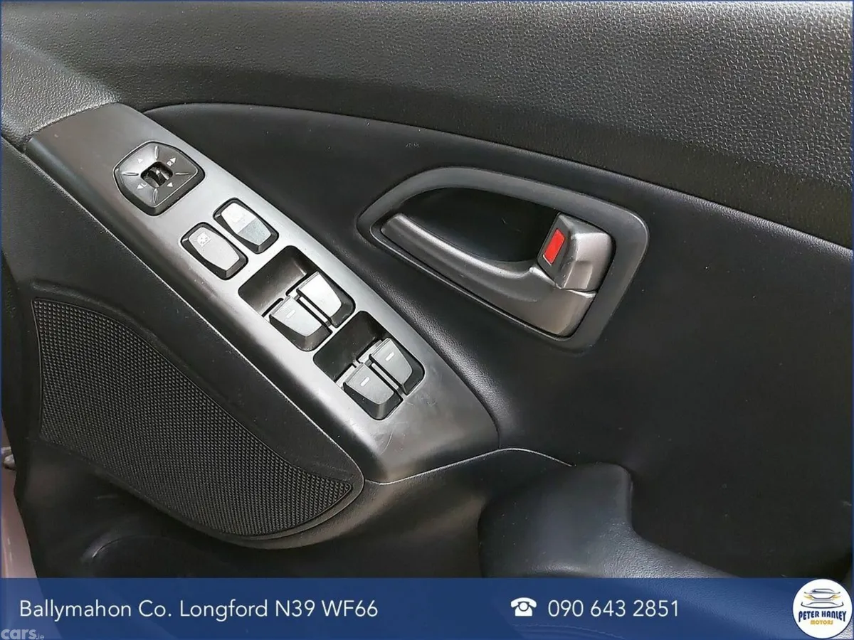 Hyundai ix35 SUV, Diesel, 2015, Gold