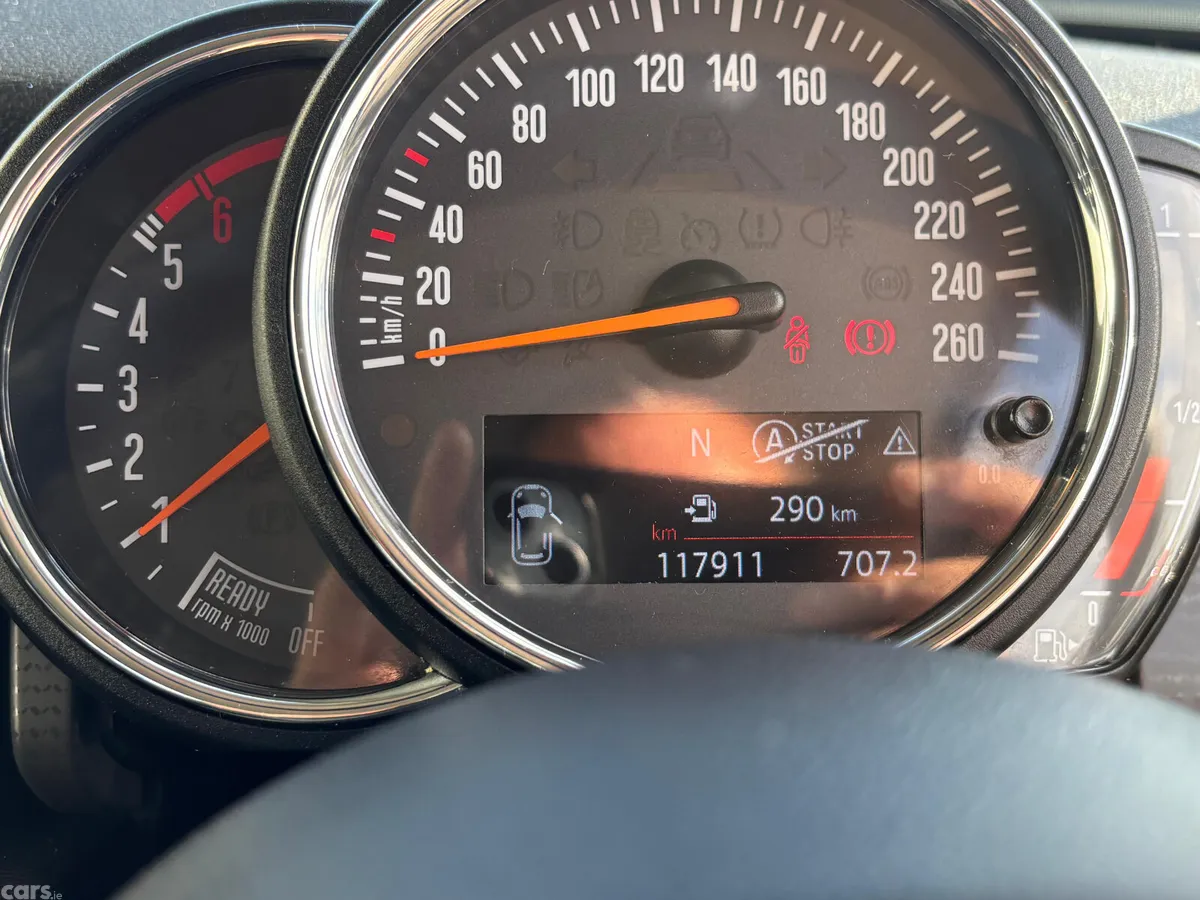 Mini Cooper Hatchback, Diesel, 2018, Grey