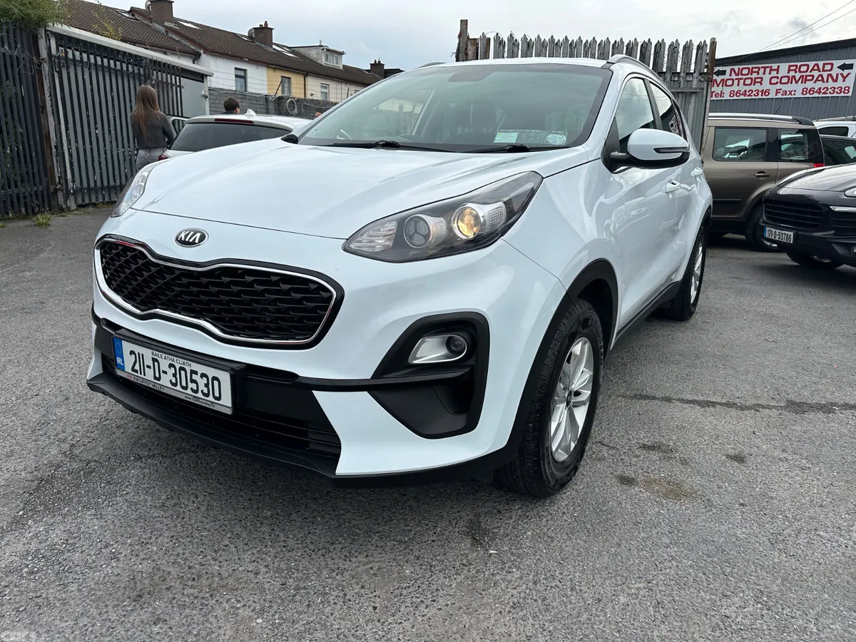 Kia Sportage SUV, Diesel Hybrid, 2021, White