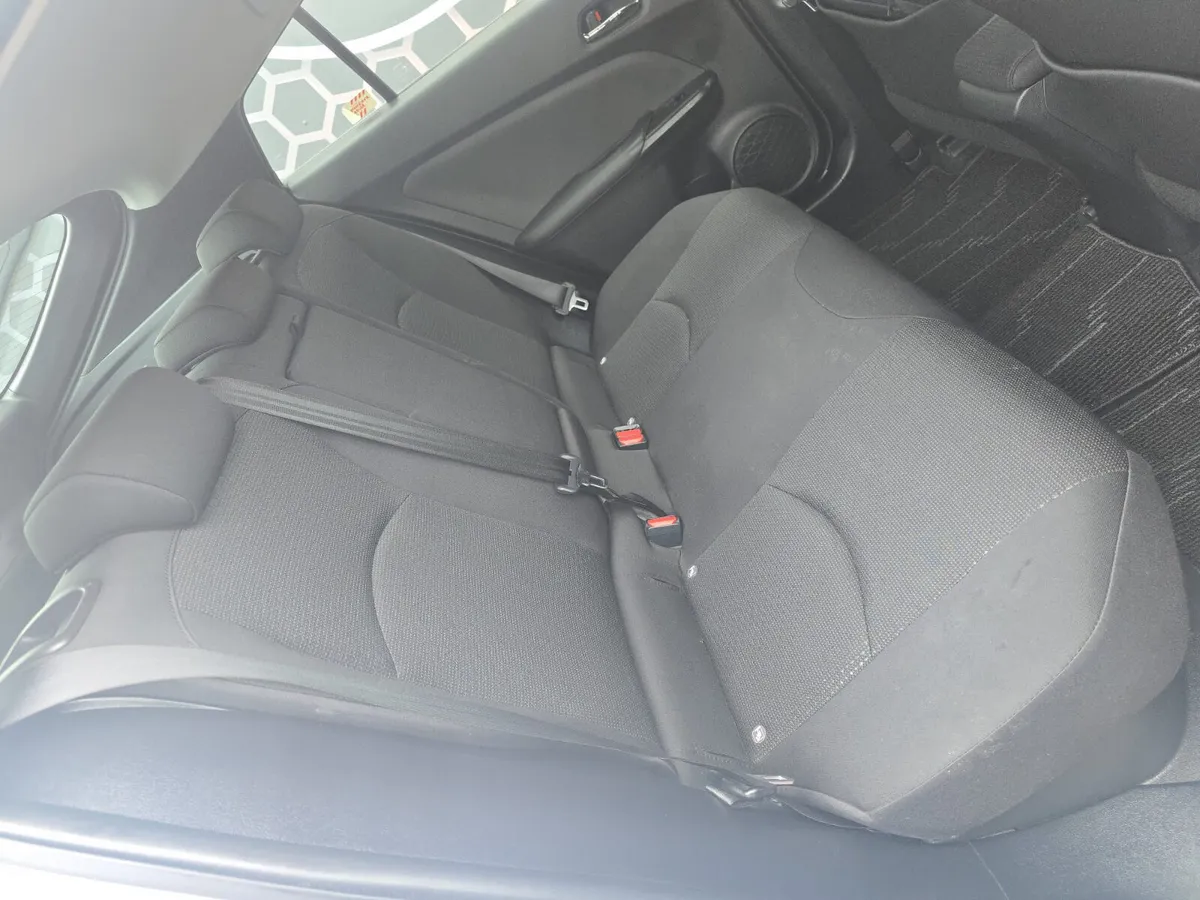 Toyota Prius Hatchback, Petrol Hybrid, 2020, White