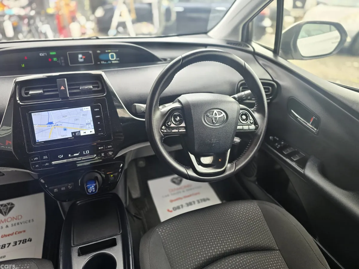 Toyota Prius Hatchback, Petrol Hybrid, 2020, White